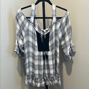 DR2 Black and Gray 3/4 Sleeve Blouse with Tie Front